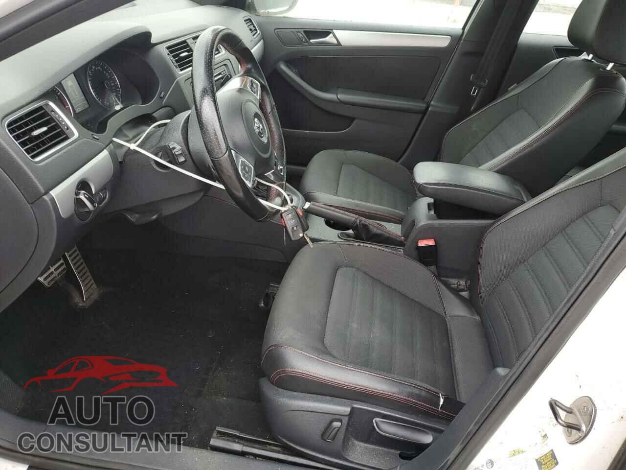 VOLKSWAGEN JETTA 2013 - 3VW4T7AJ9DM442865