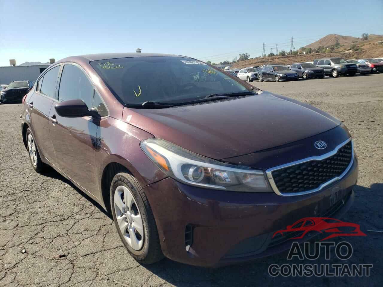 KIA FORTE 2018 - 3KPFK4A77JE206545