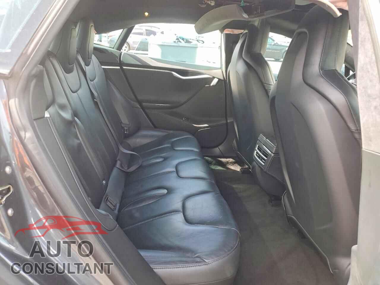 TESLA MODEL S 2016 - 5YJSA1E29GF129632