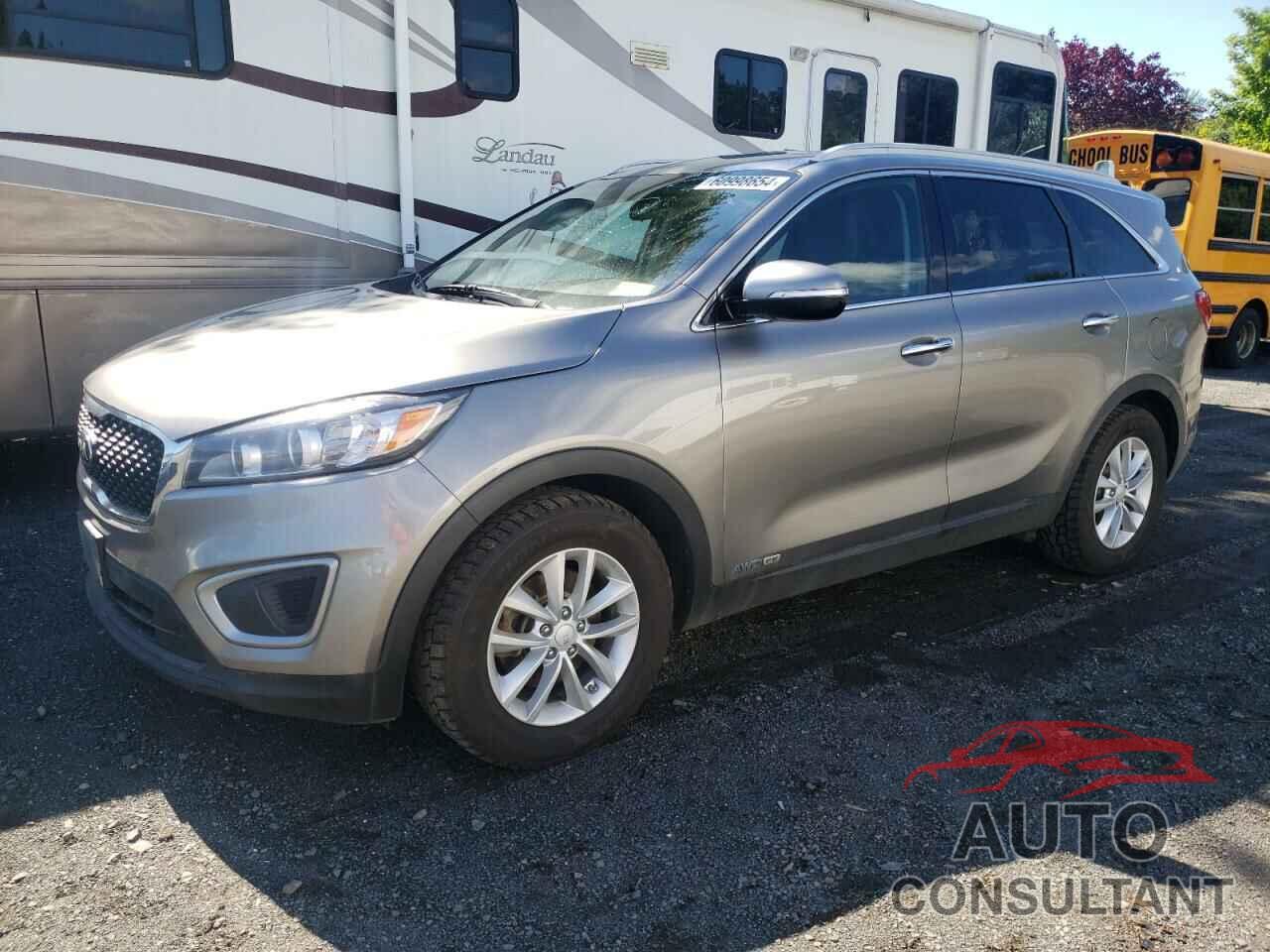 KIA SORENTO 2017 - 5XYPGDA56HG191764