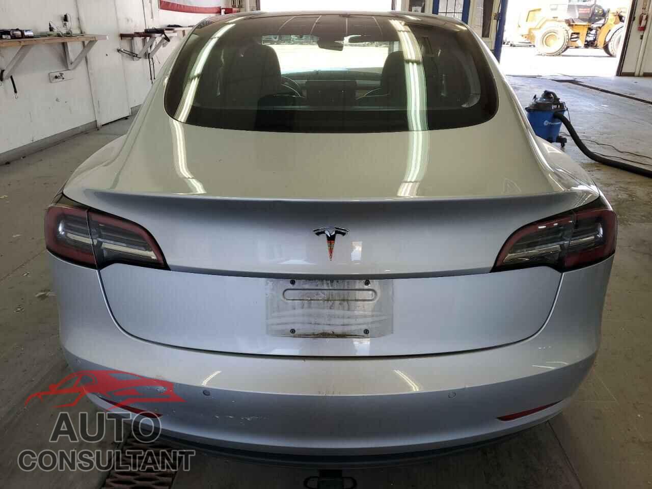 TESLA MODEL 3 2018 - 5YJ3E1EA2JF078546
