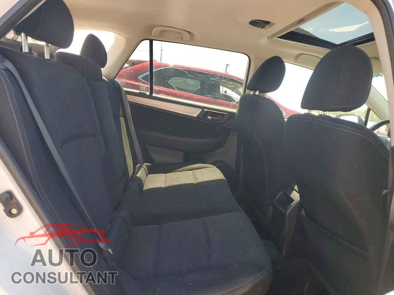 SUBARU OUTBACK 2017 - 4S4BSAHC8H3315870