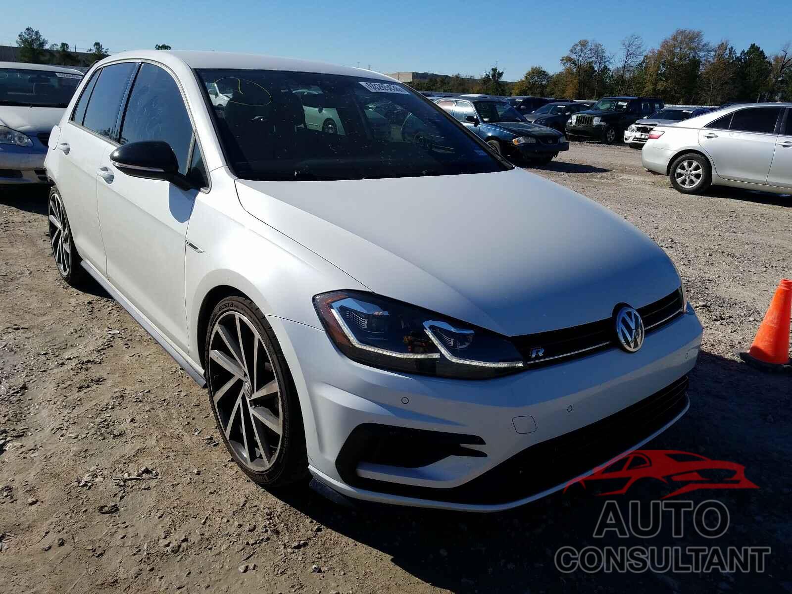 VOLKSWAGEN GOLF 2018 - WVWVF7AU9JW062719