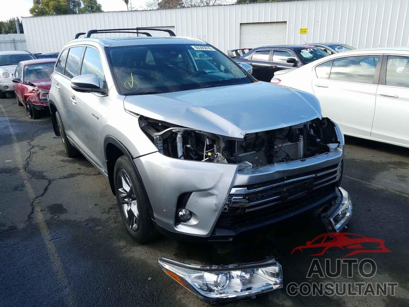 TOYOTA HIGHLANDER 2018 - 5TDDGRFH0JS050717