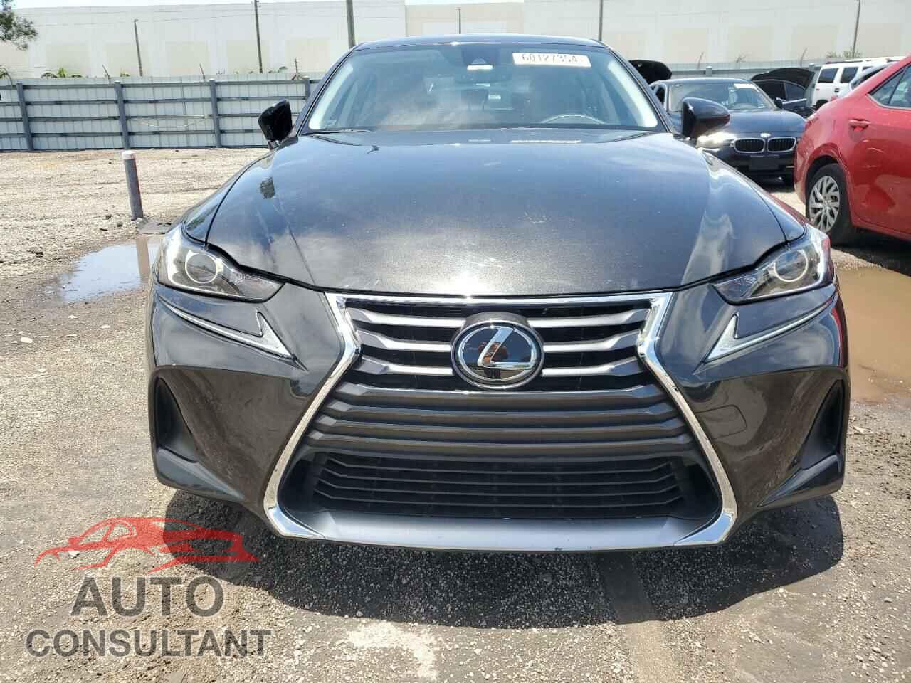 LEXUS IS 2018 - JTHBA1D21J5069032