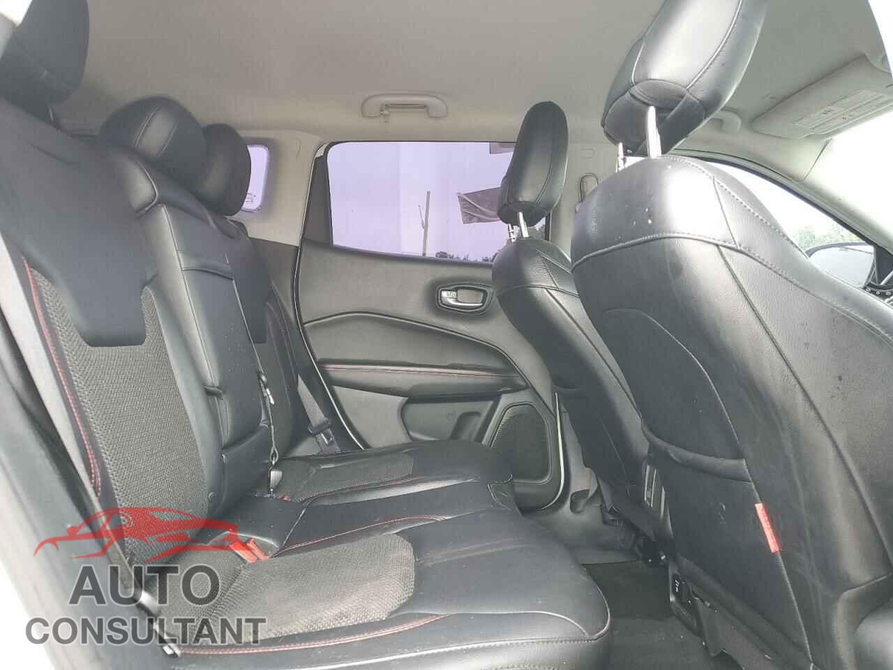 JEEP COMPASS 2017 - 3C4NJDDB4HT666315