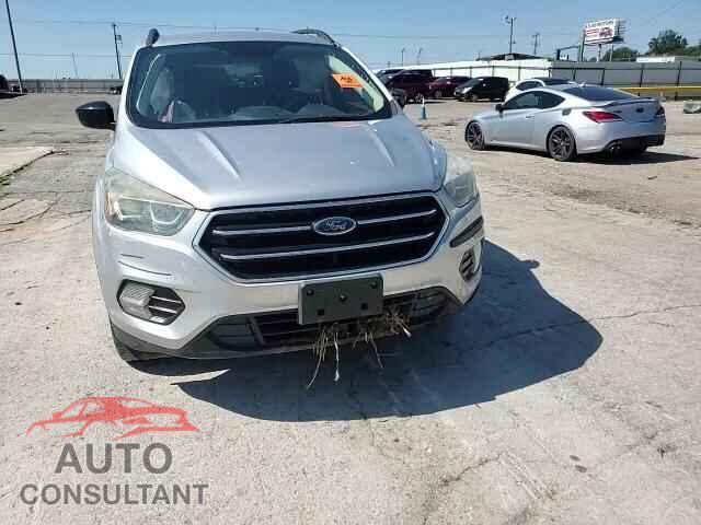 FORD ESCAPE 2017 - 1FMCU0GD7HUD28204
