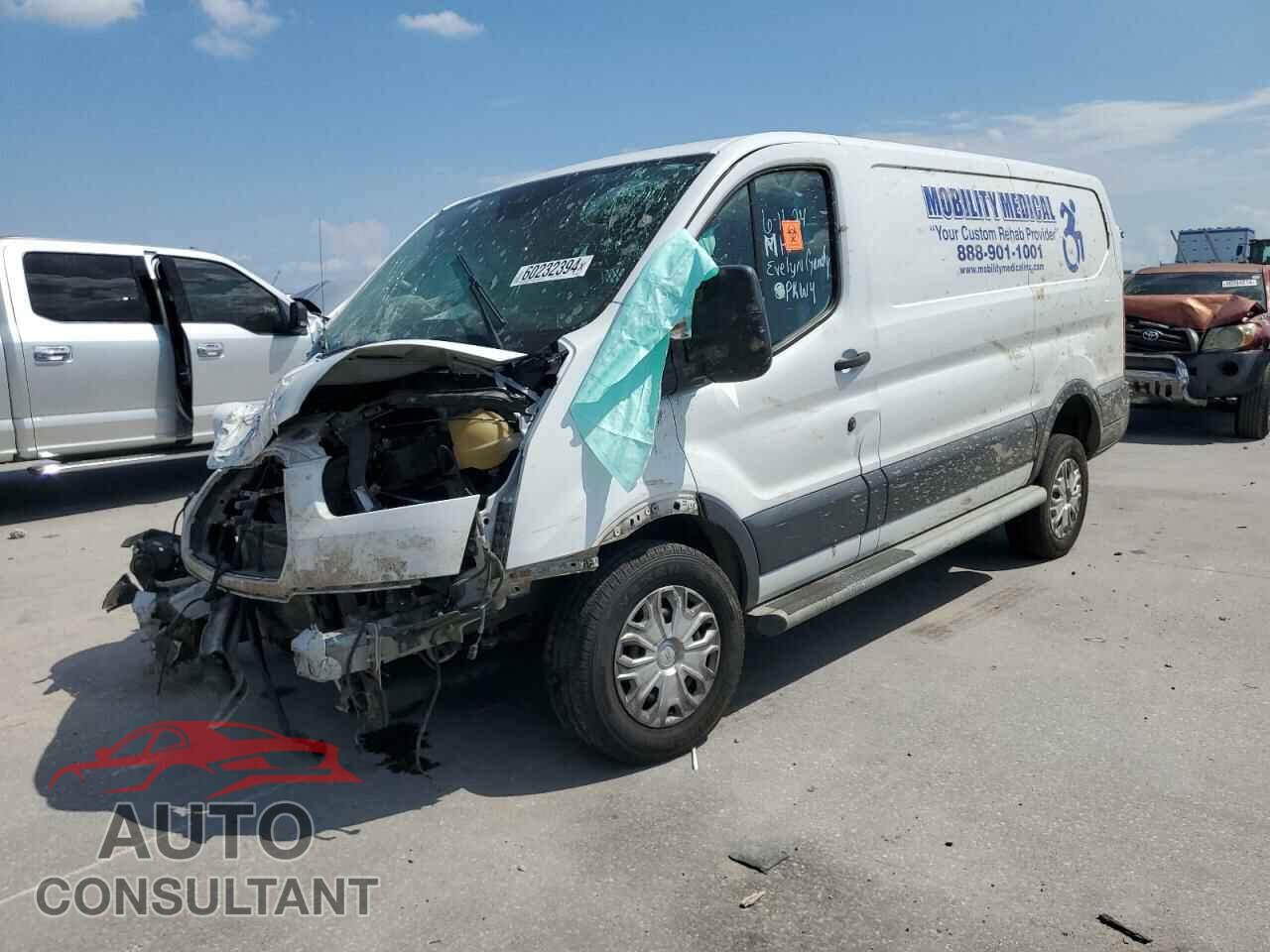 FORD TRANSIT 2018 - 1FTYR1ZM2JKB26404