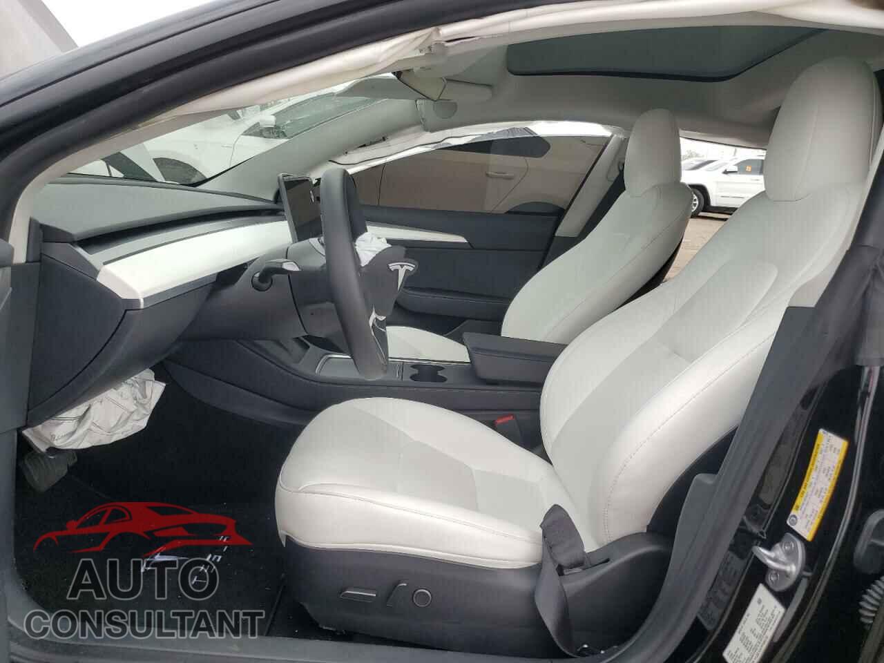 TESLA MODEL 3 2023 - 5YJ3E1EA7PF656732