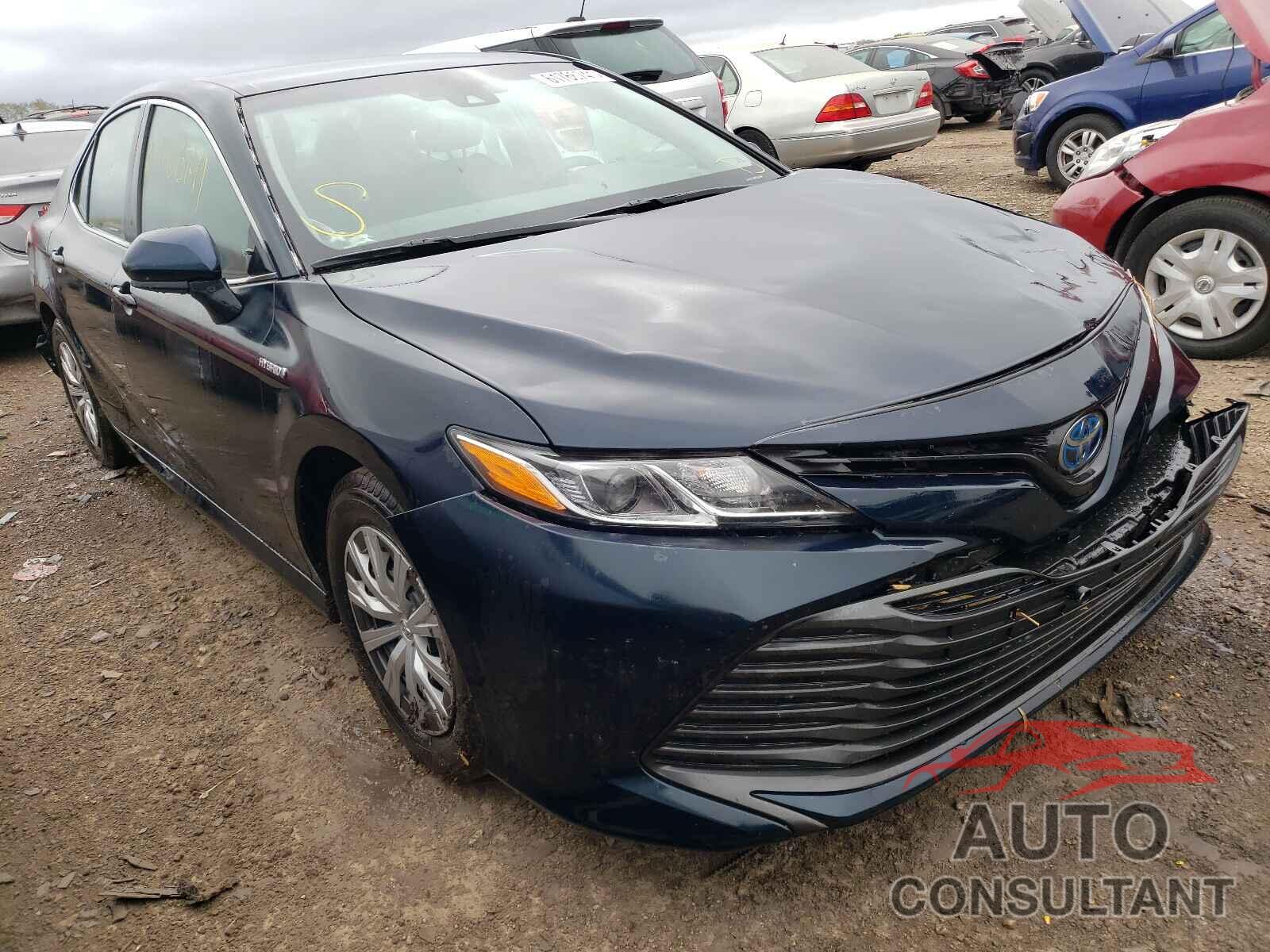 TOYOTA CAMRY 2018 - 4T1B31HK2JU501344