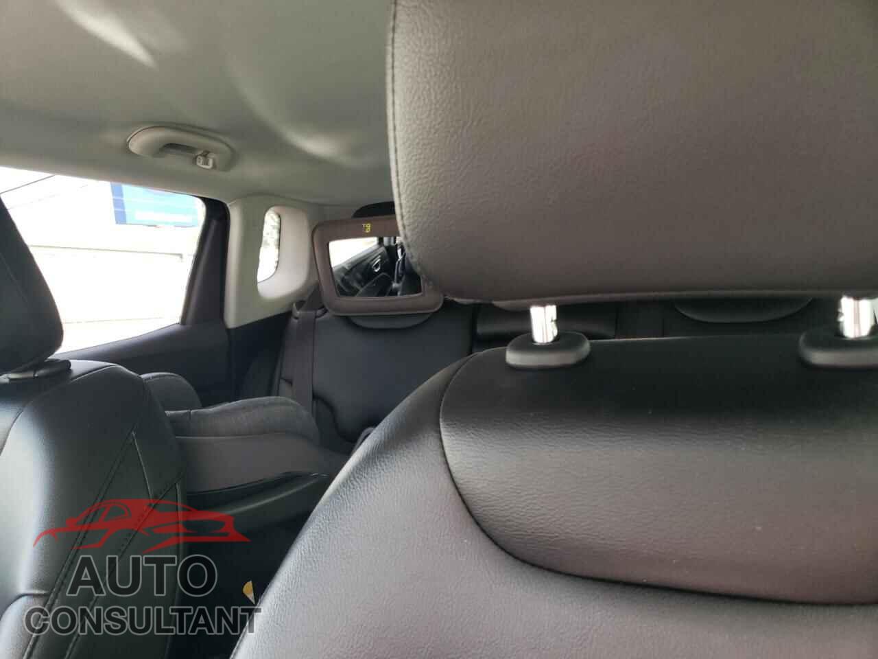 JEEP COMPASS 2022 - 3C4NJDBB8NT127405