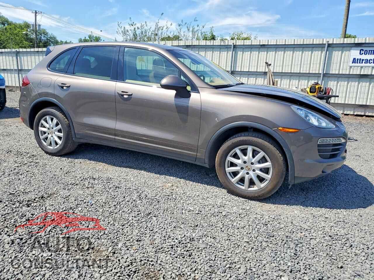 PORSCHE CAYENNE 2012 - WP1AA2A25CLA08688