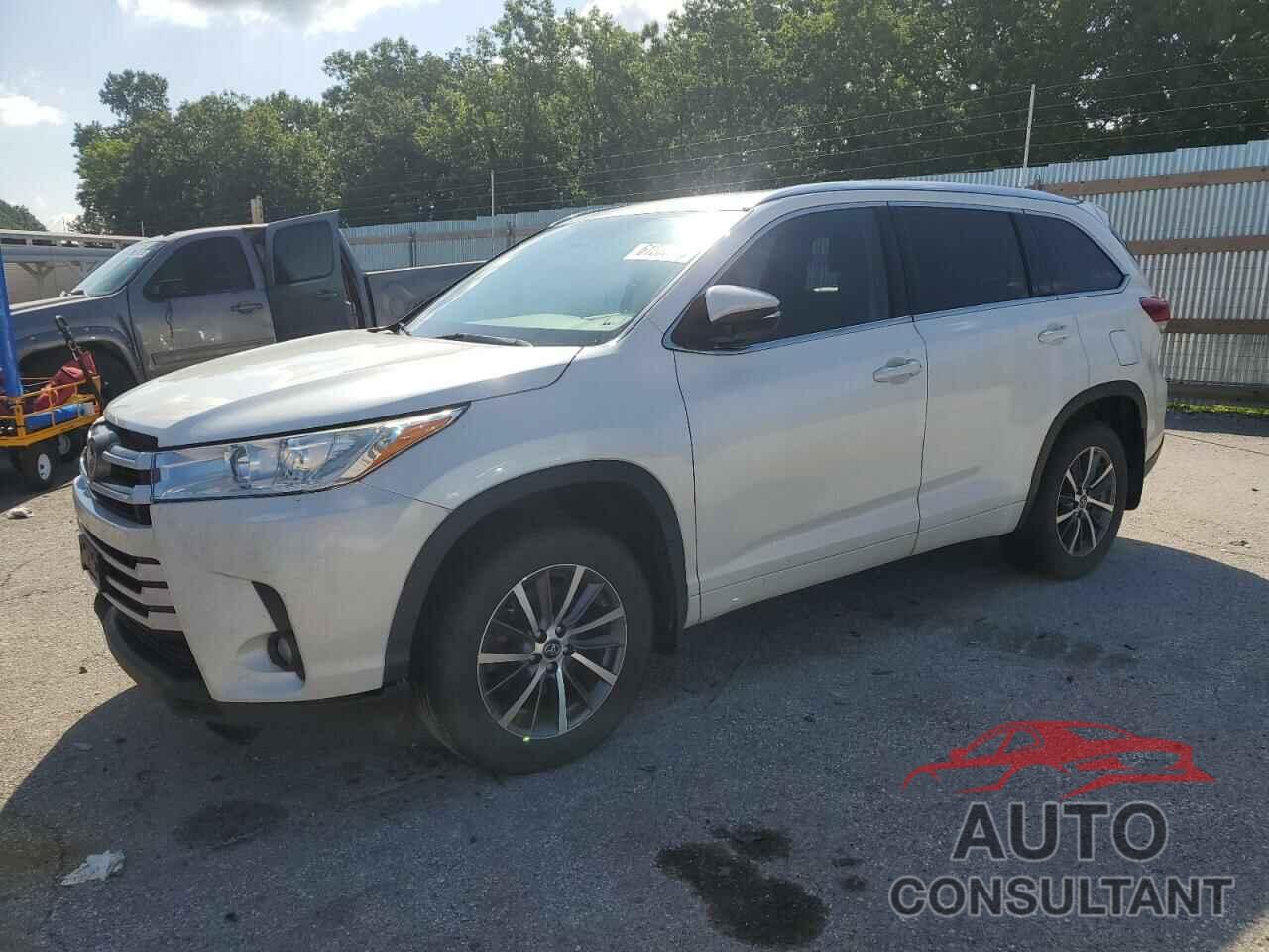 TOYOTA HIGHLANDER 2017 - 5TDJZRFHXHS444894