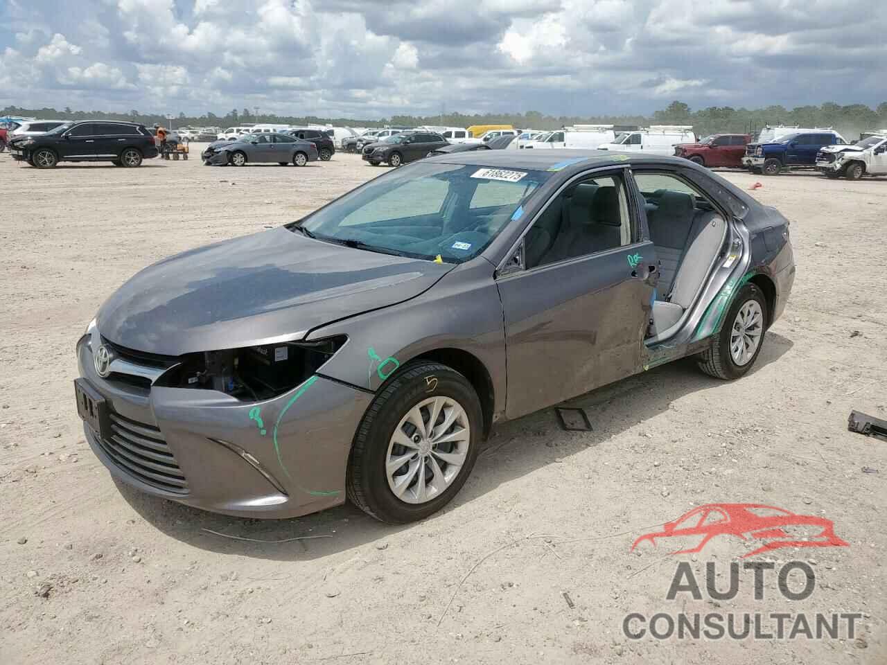TOYOTA CAMRY 2016 - 4T4BF1FK6GR580882