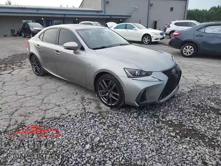 LEXUS IS 2018 - JTHBA1D28J5071165