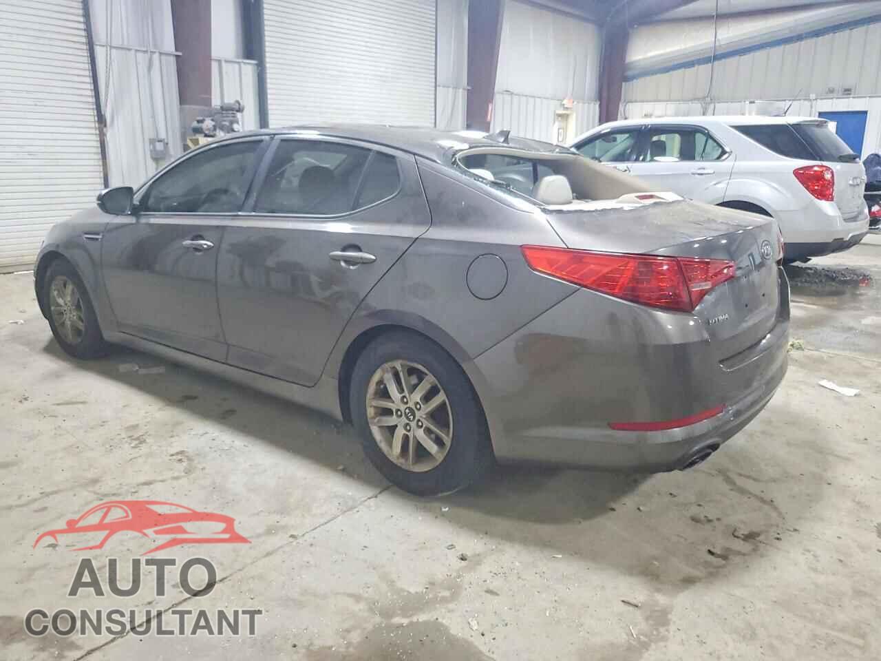 KIA OPTIMA 2011 - KNAGM4A73B5058208