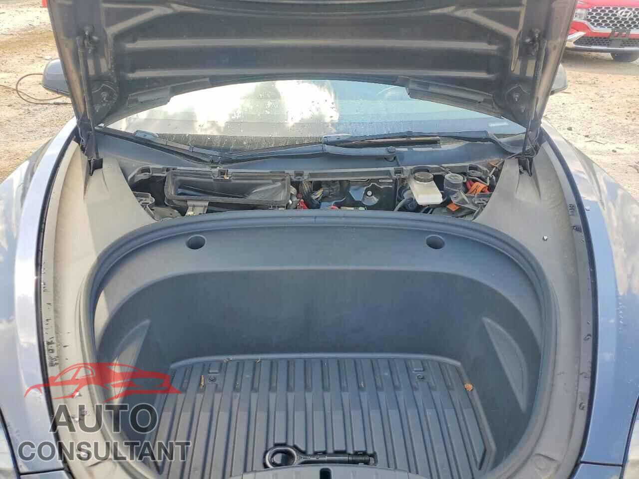 TESLA MODEL 3 2022 - 5YJ3E1EA5NF291075