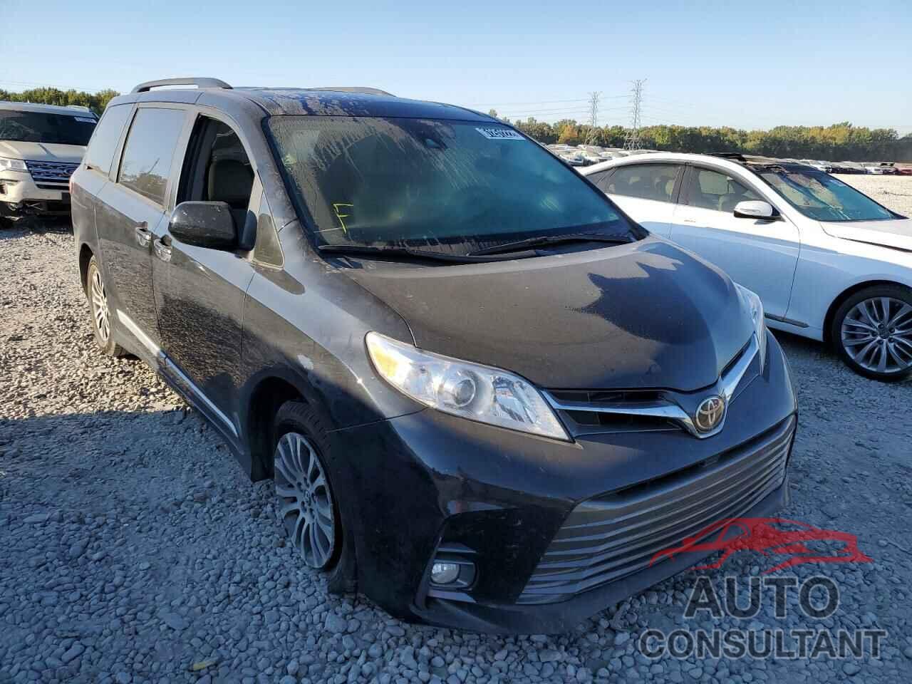 TOYOTA SIENNA 2018 - 5TDYZ3DC8JS965721