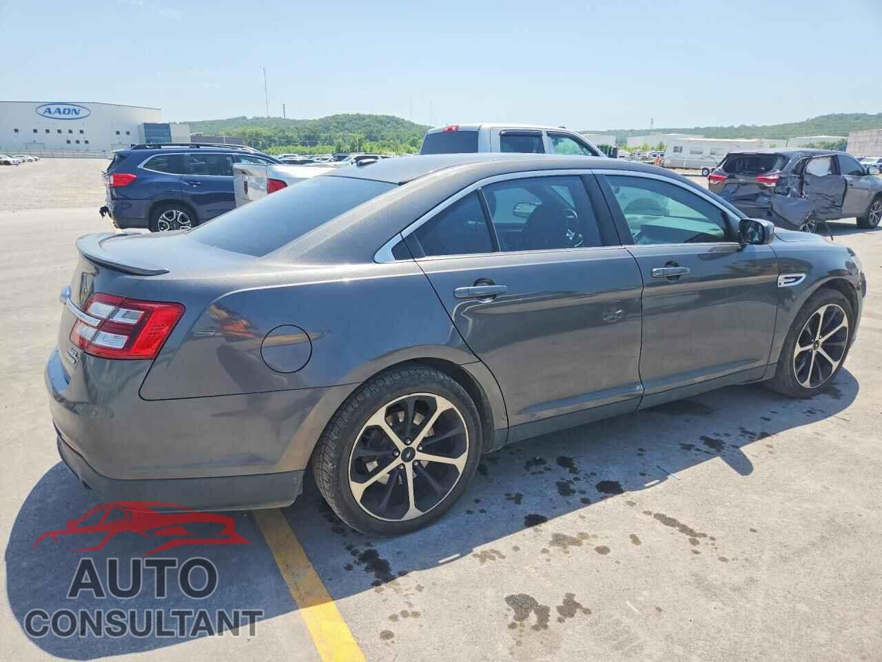 FORD TAURUS 2015 - 1FAHP2E80FG195791