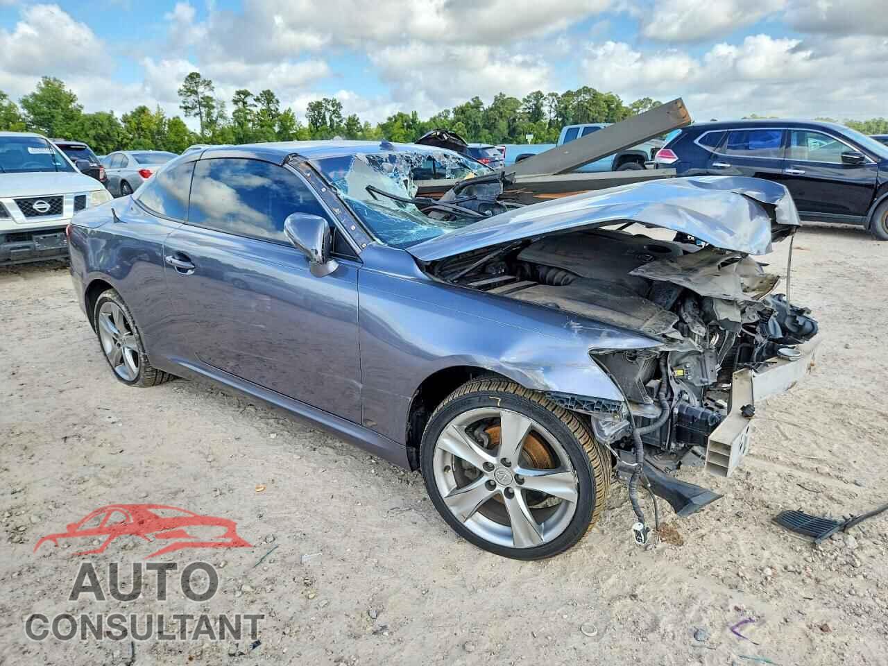 LEXUS IS 2012 - JTHFF2C2XC2522420