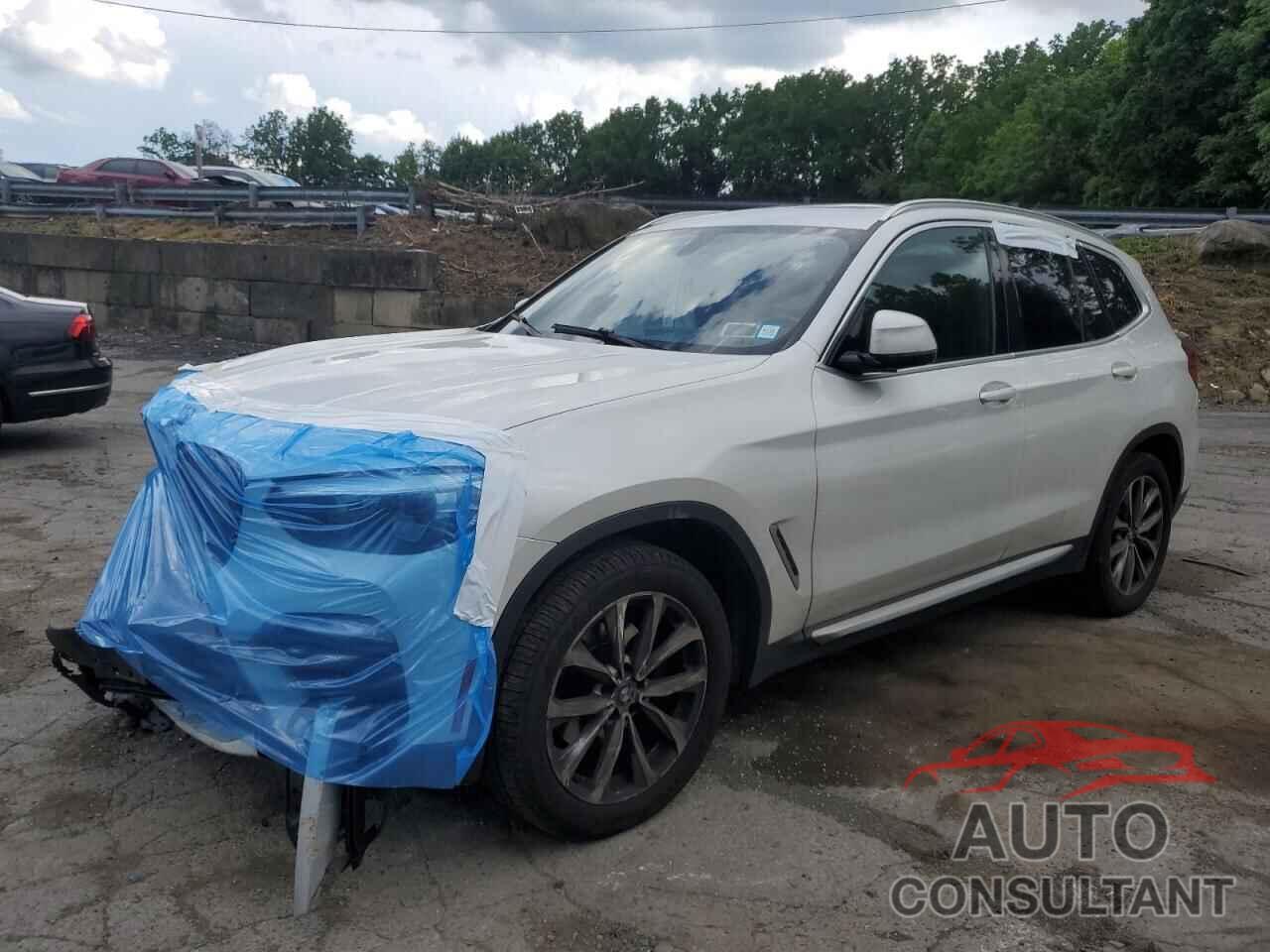 BMW X3 2018 - 5UXTR9C58JLD67616