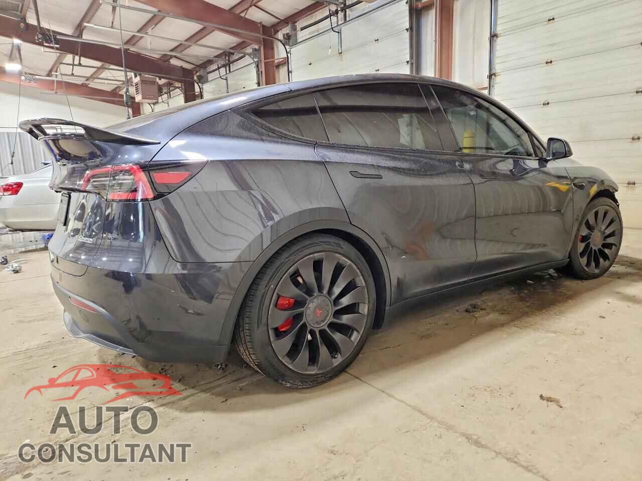 TESLA MODEL Y 2024 - 7SAYGDEF2RA326237
