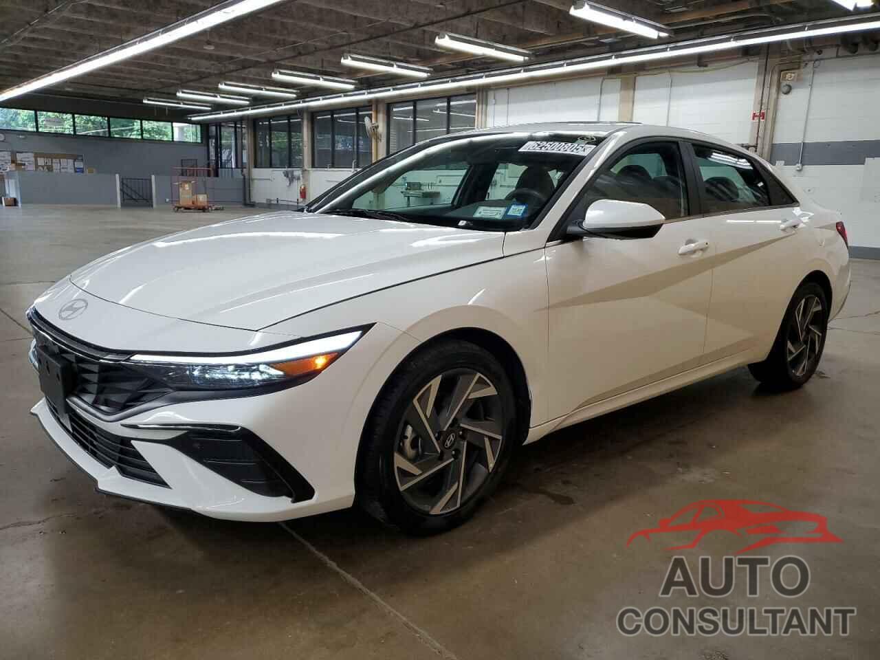 HYUNDAI ELANTRA 2025 - KMHLS4DG0SU891176