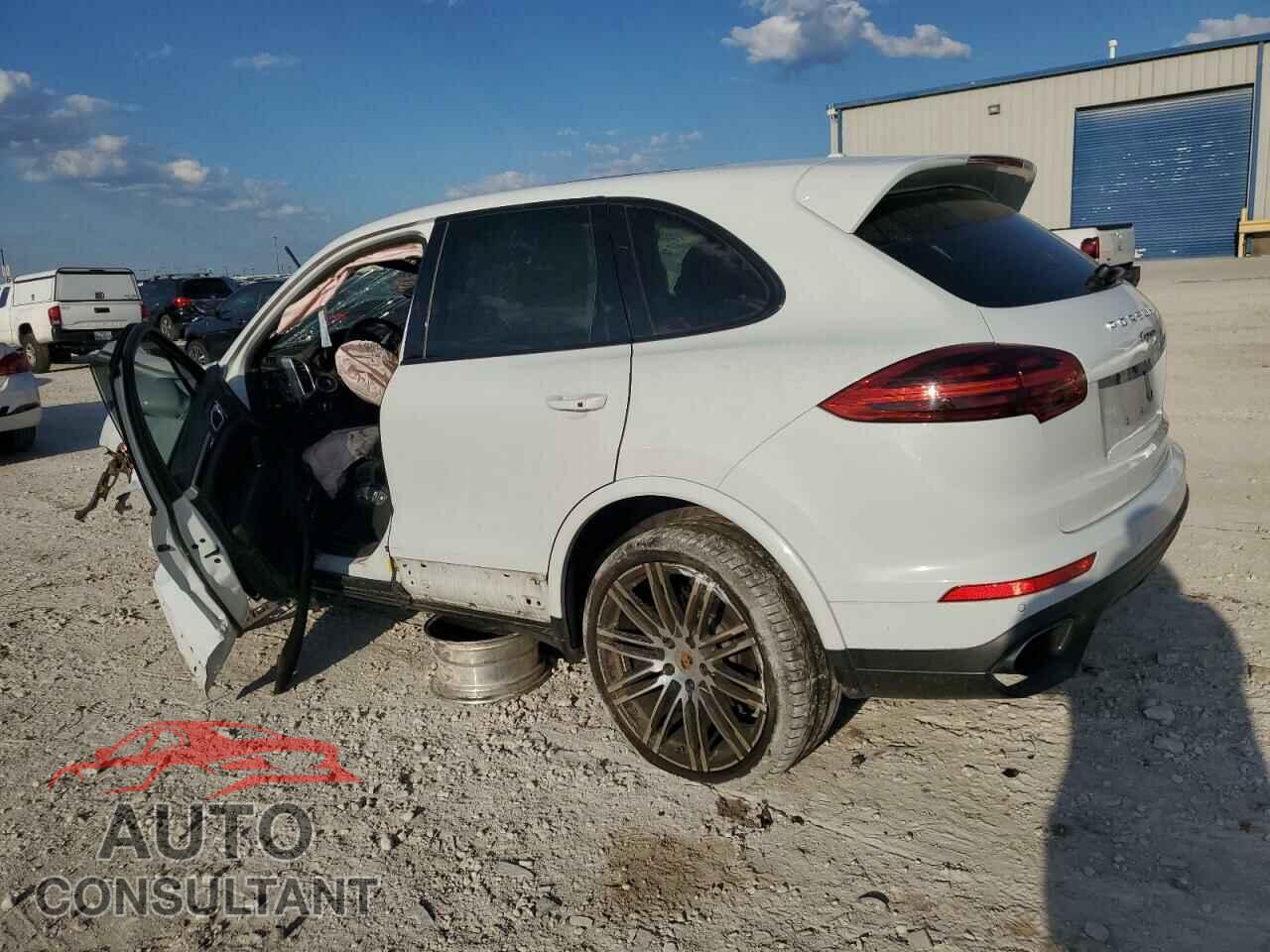 PORSCHE CAYENNE 2016 - WP1AA2A22GLA09643