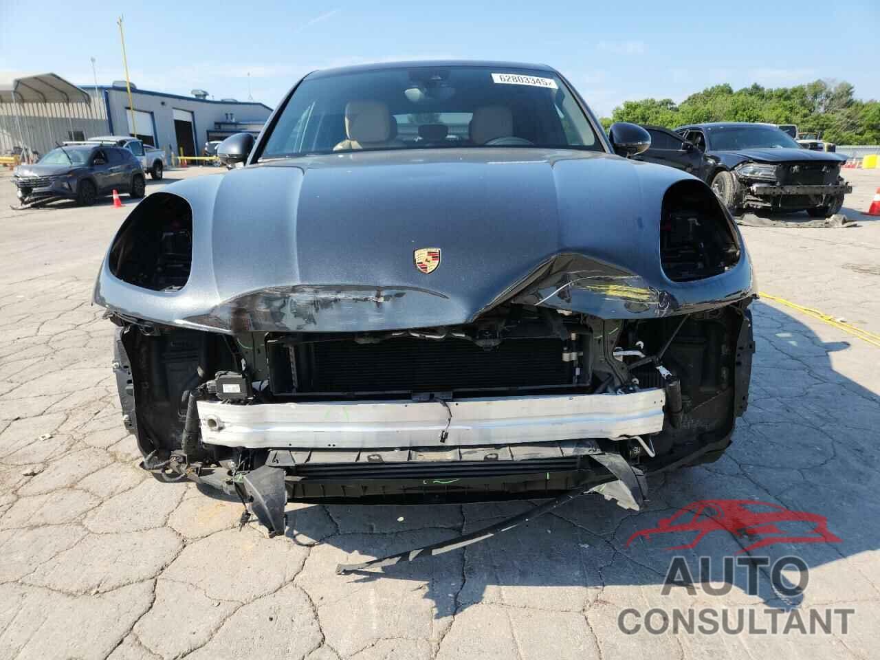PORSCHE MACAN 2018 - WP1AA2A51JLB12215