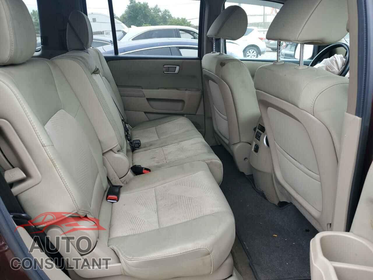 HONDA PILOT 2013 - 5FNYF4H27DB053672