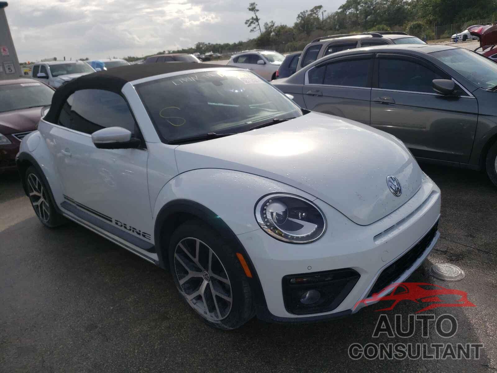 VOLKSWAGEN BEETLE 2018 - 3VWTDAAT1JM505945