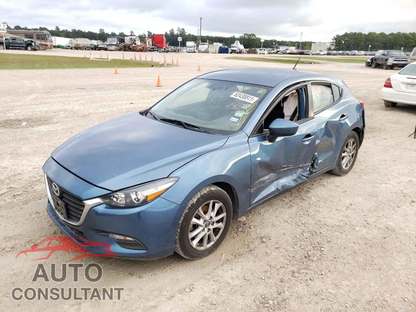 MAZDA 3 2017 - 3MZBN1K78HM158263
