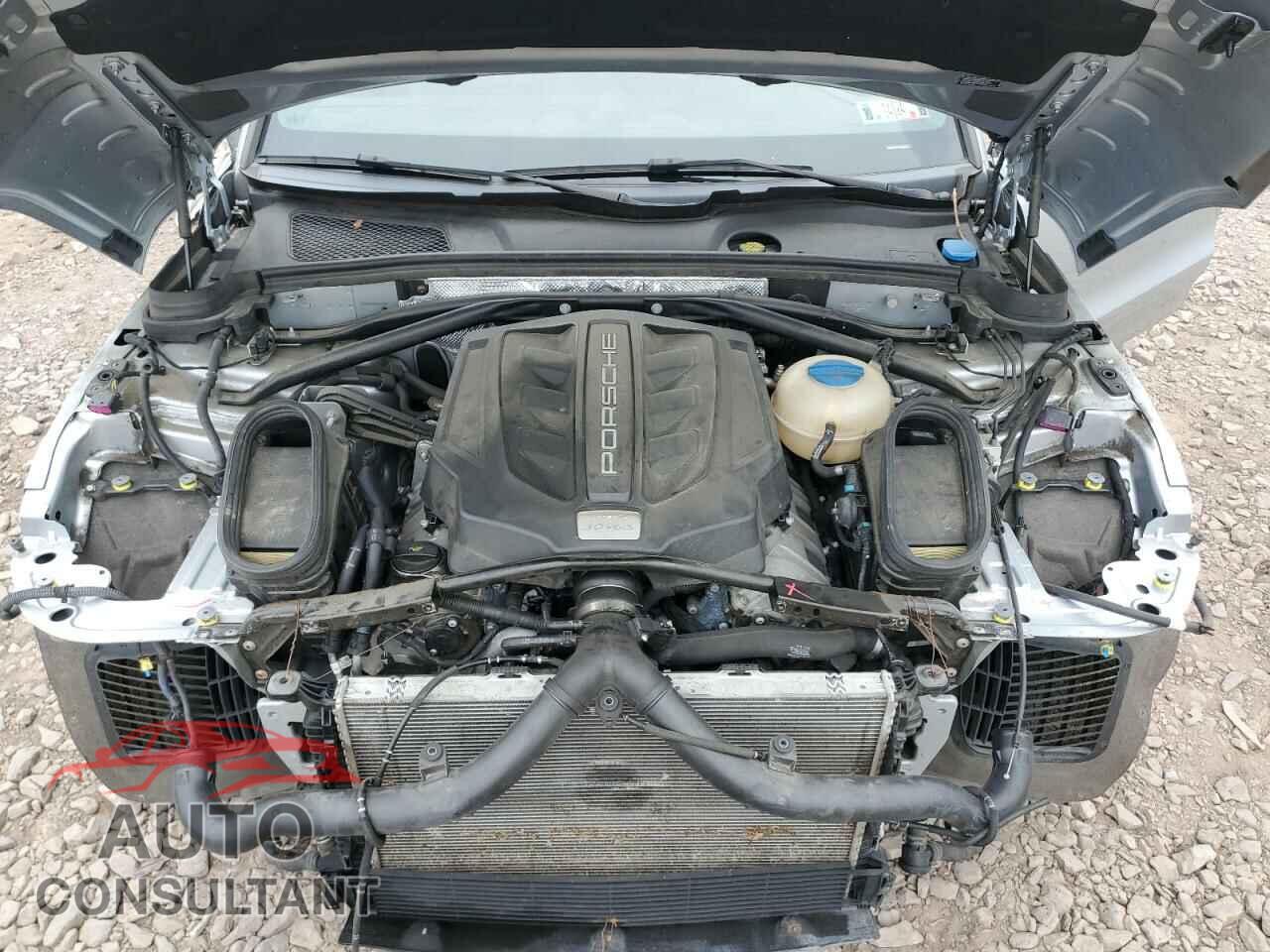 PORSCHE MACAN 2016 - WP1AB2A59GLB49373