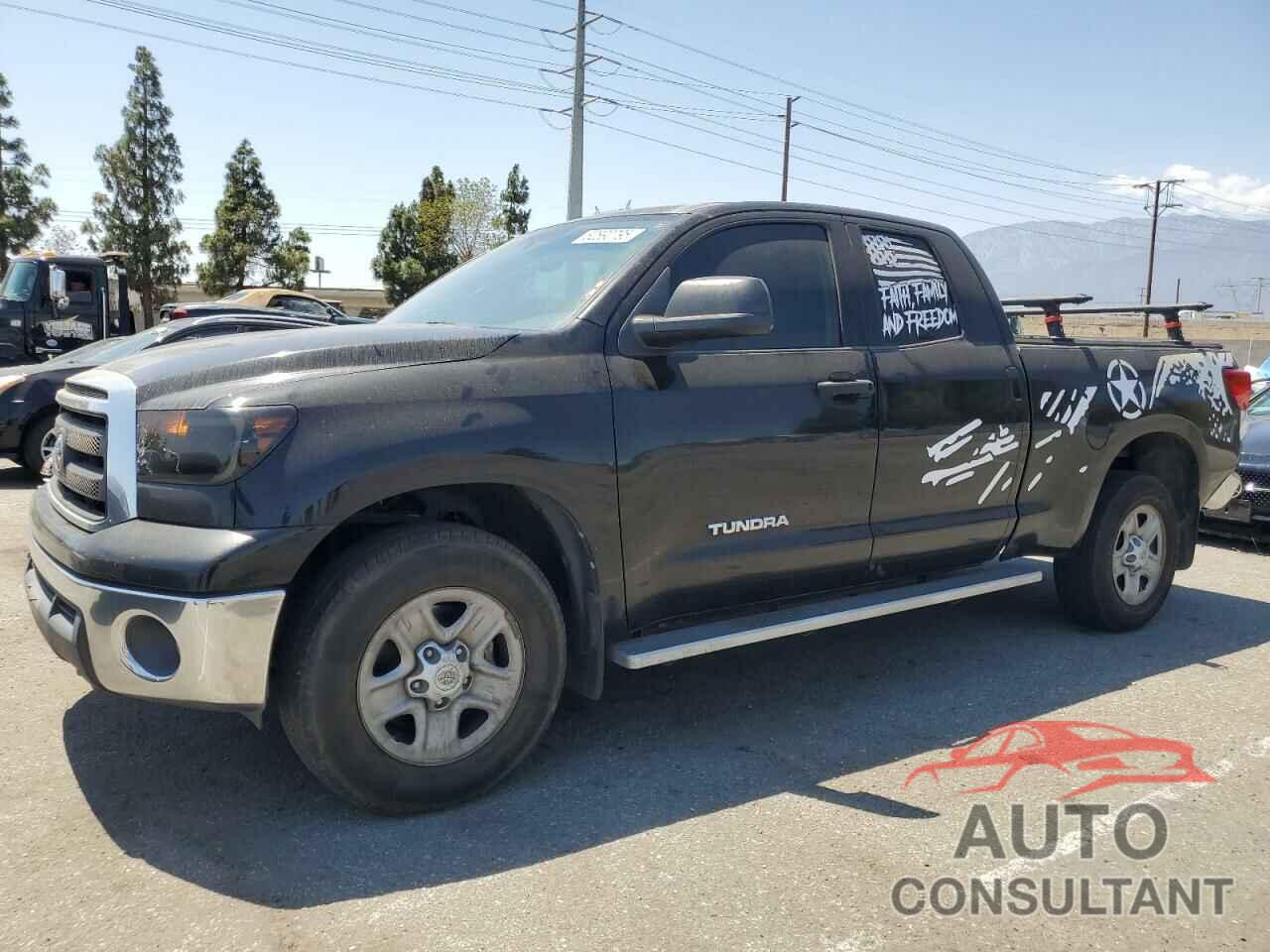 TOYOTA TUNDRA 2013 - 5TFRM5F16DX067725