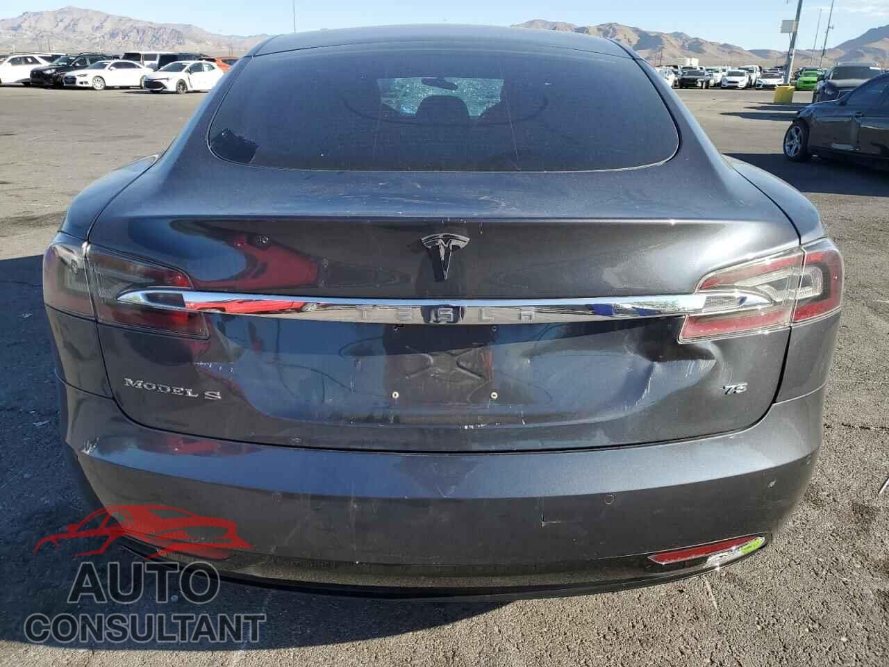 TESLA MODEL S 2017 - 5YJSA1E17HF206247