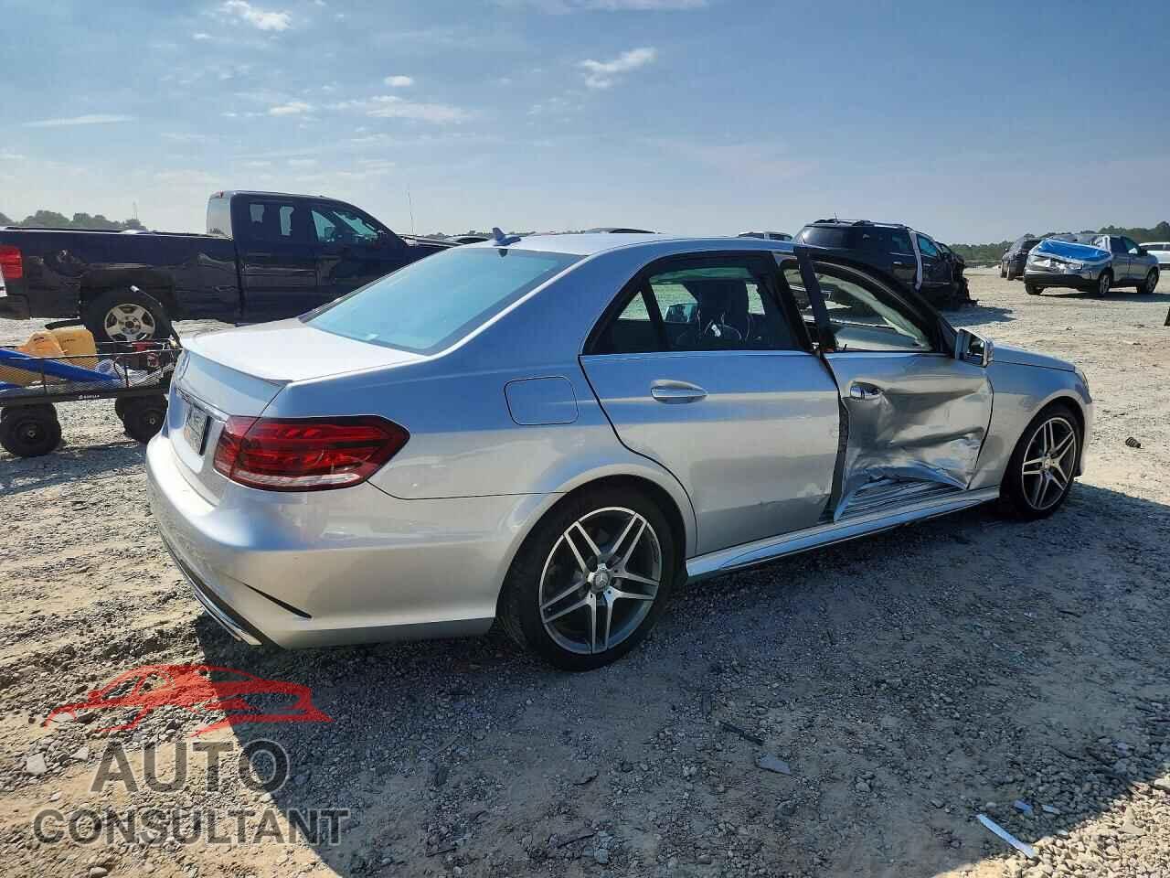 MERCEDES-BENZ E-CLASS 2015 - WDDHF5KB9FB084142
