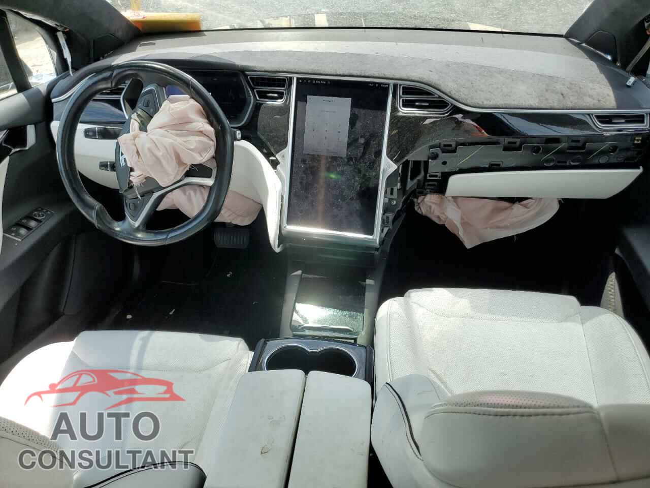 TESLA MODEL X 2016 - 5YJXCBE26GF010765