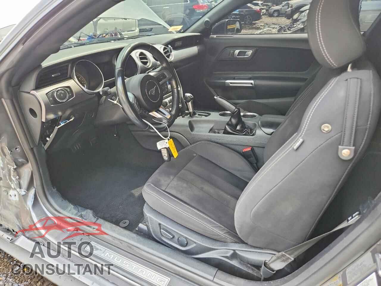 FORD MUSTANG 2021 - 1FA6P8CF7M5116492