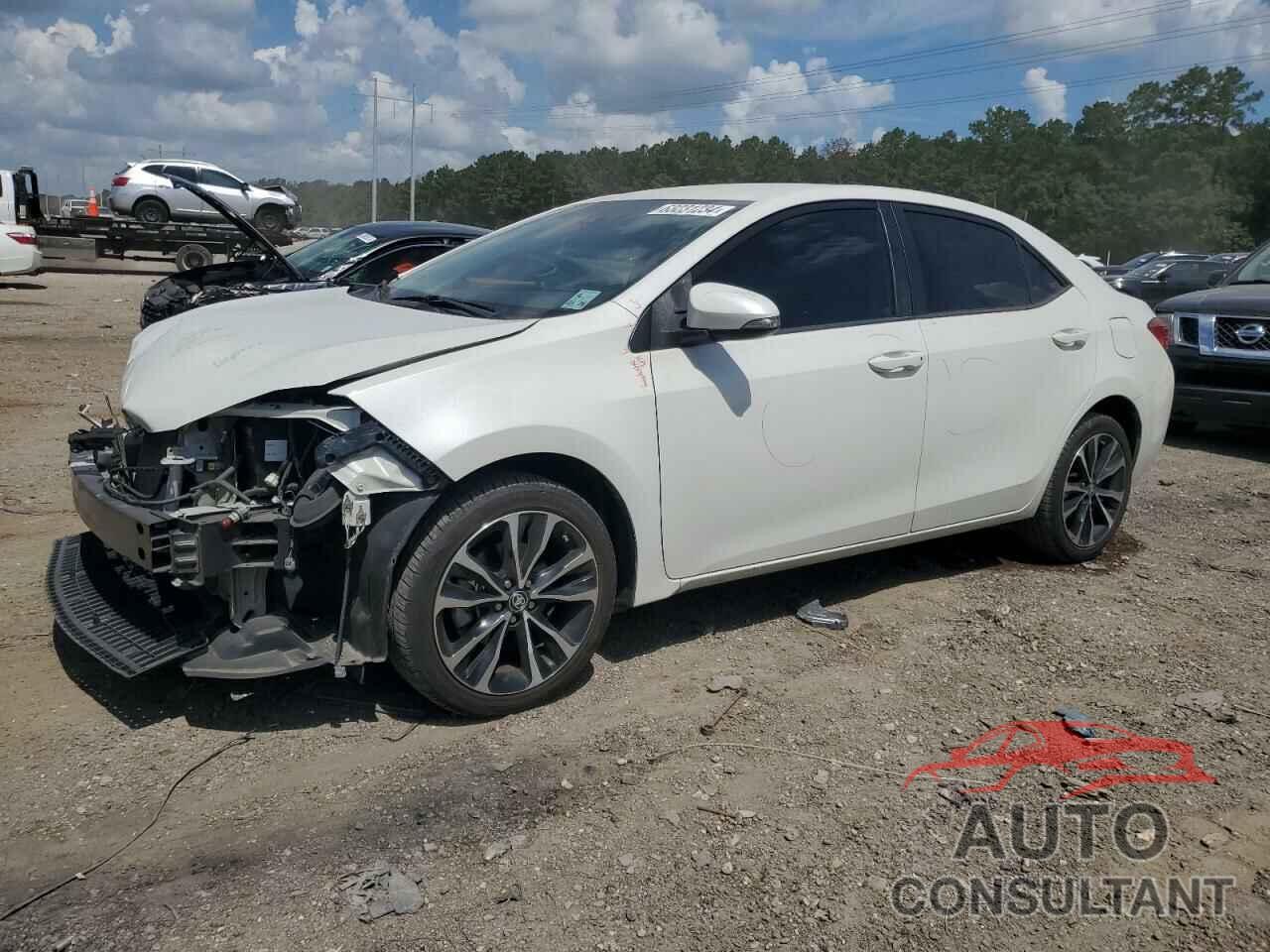 TOYOTA COROLLA 2018 - 5YFBURHE2JP834862