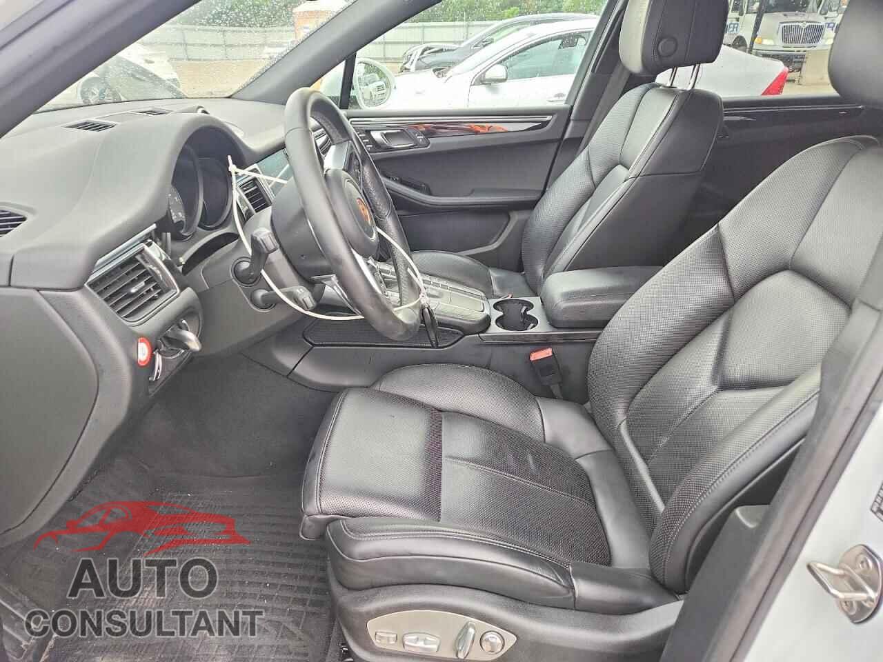 PORSCHE MACAN 2018 - WP1AB2A53JLB36237