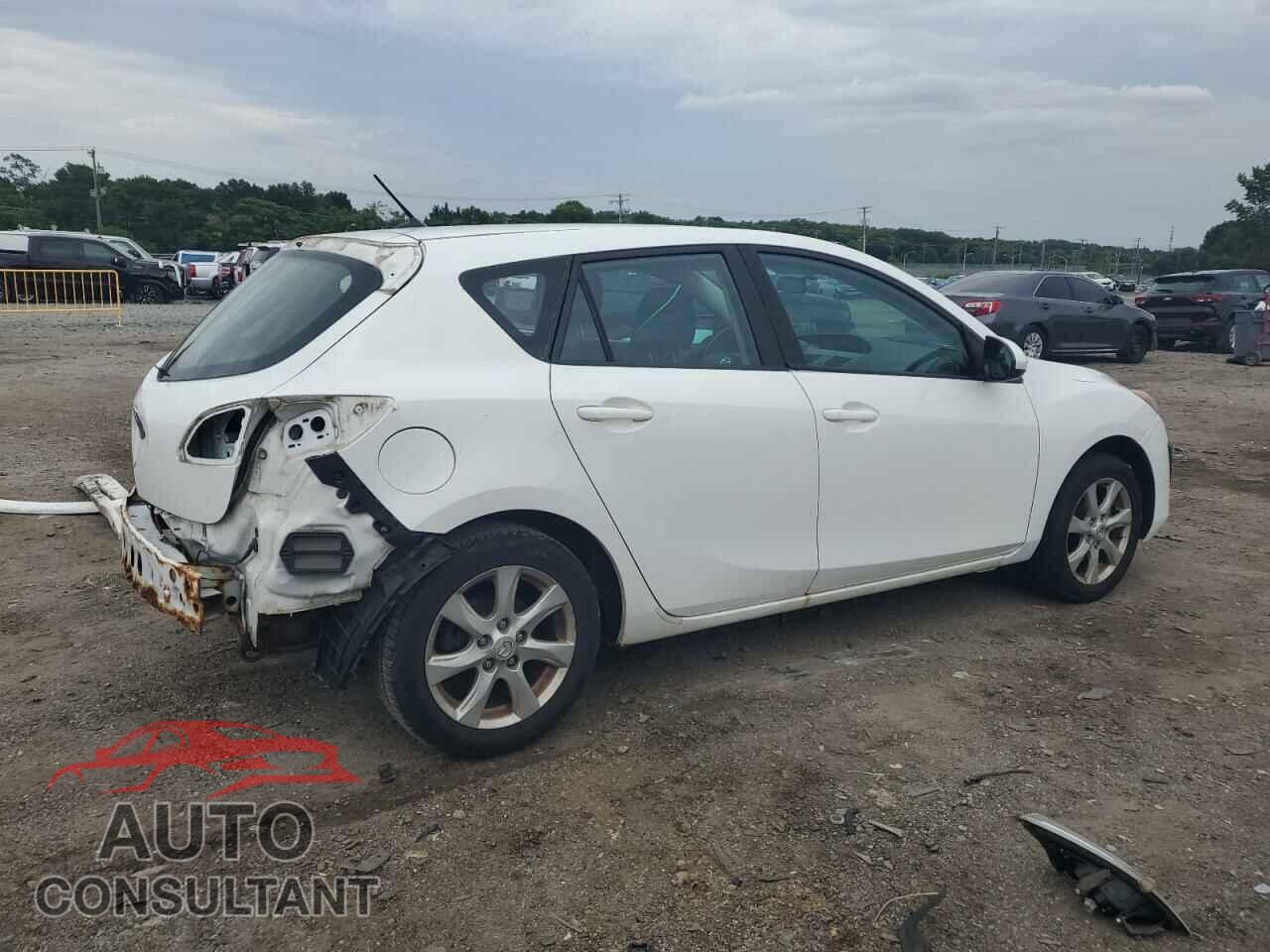 MAZDA 3 2011 - JM1BL1KF2B1354865
