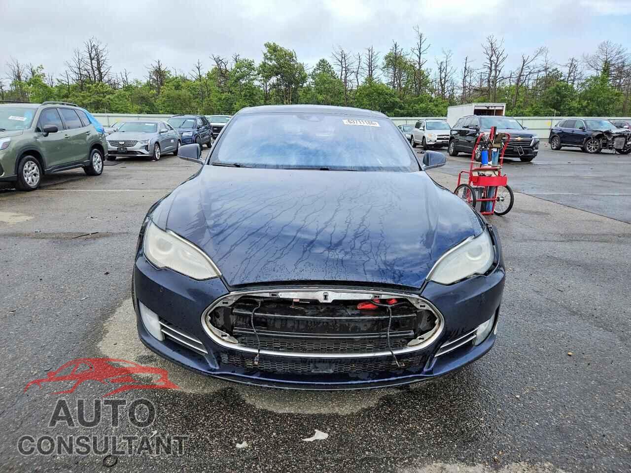 TESLA MODEL S 2014 - 5YJSA1H21EFP62912