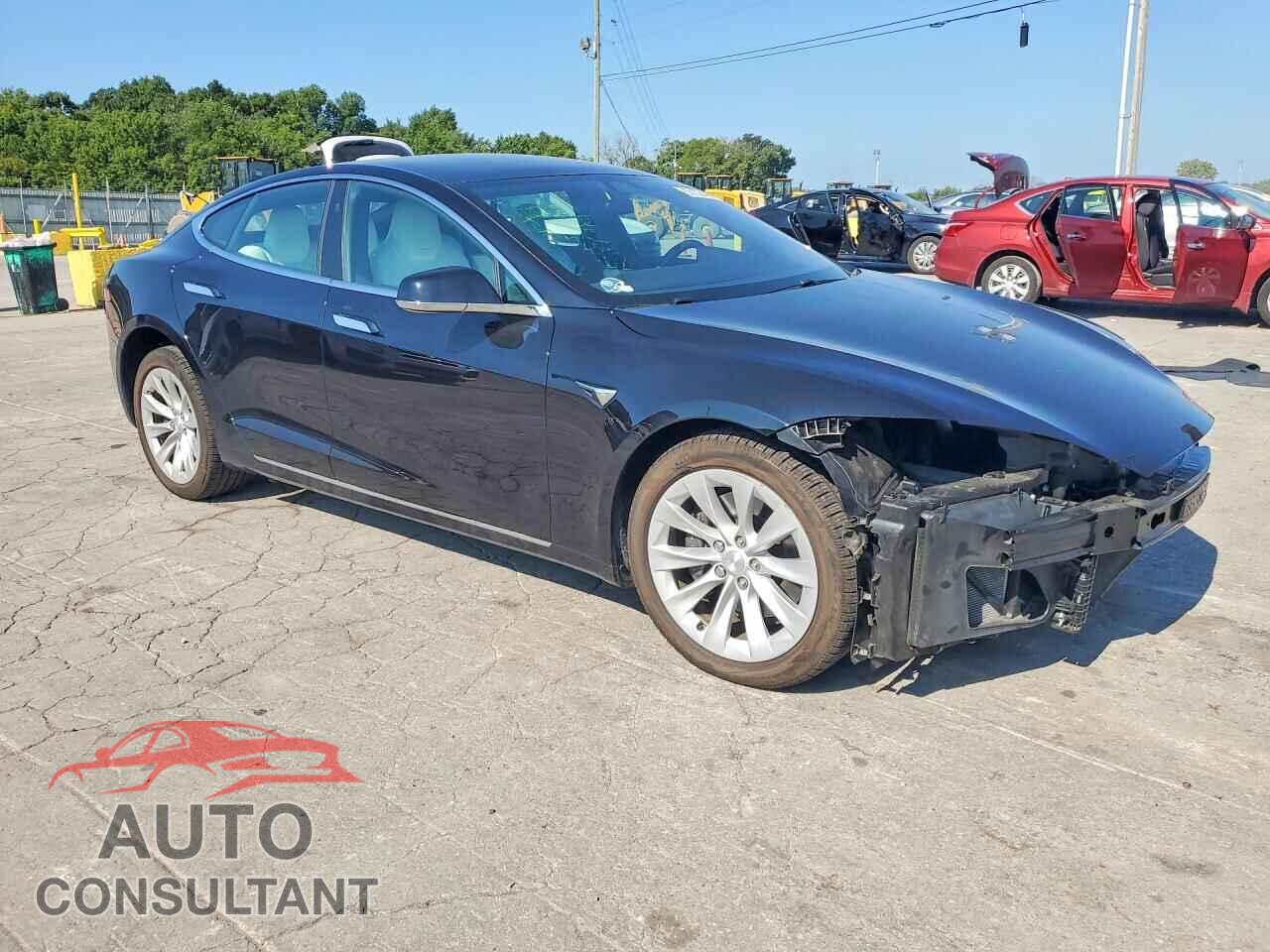 TESLA MODEL S 2018 - 5YJSA1E25JF243151