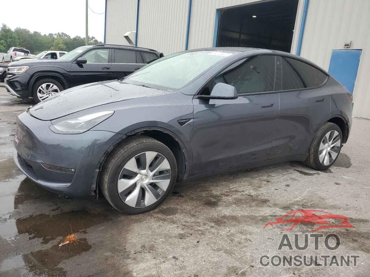 TESLA MODEL Y 2023 - 7SAYGDEE5PF627589