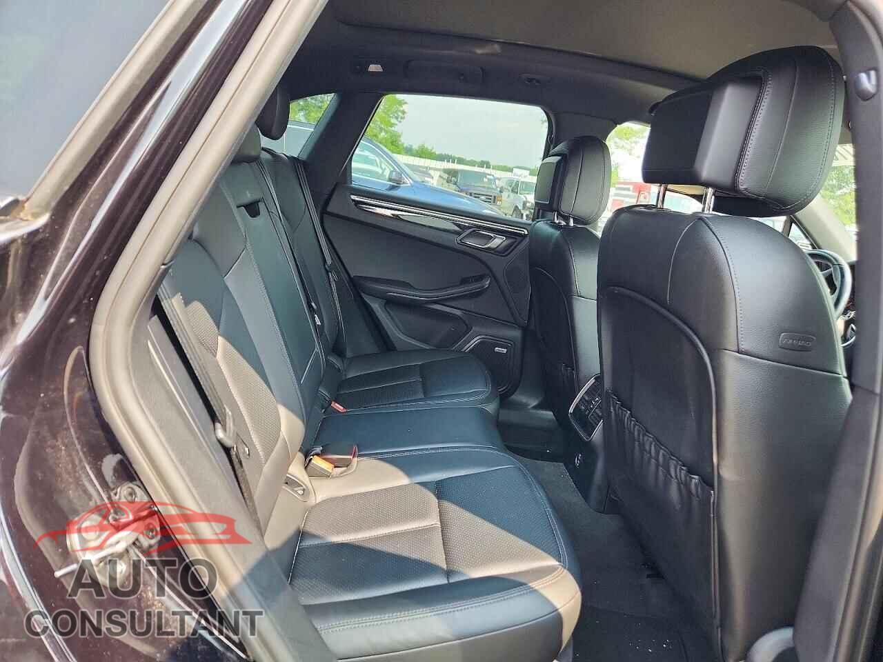 PORSCHE MACAN 2021 - WP1AA2A57MLB08593