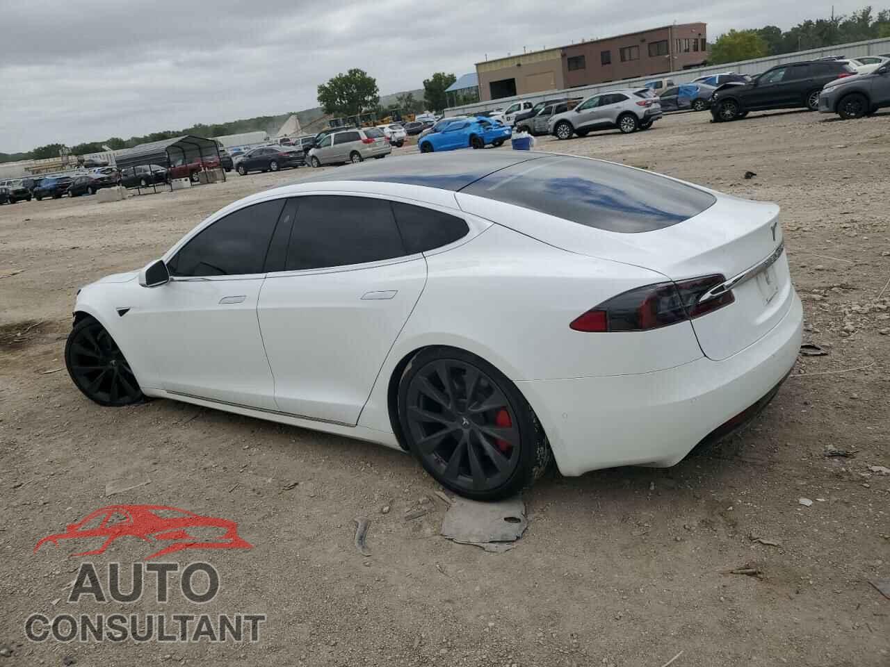 TESLA MODEL S 2020 - 5YJSA1E2XLF403088