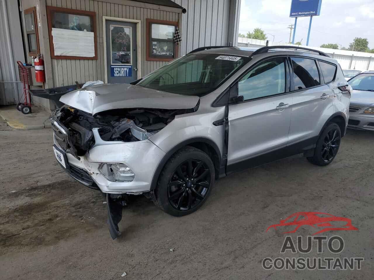 FORD ESCAPE 2018 - 1FMCU9GD0JUD41810
