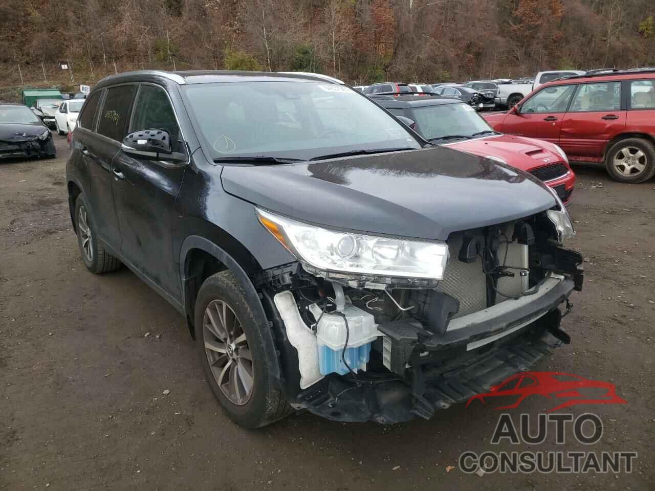 TOYOTA HIGHLANDER 2019 - 5TDJZRFH3KS704656