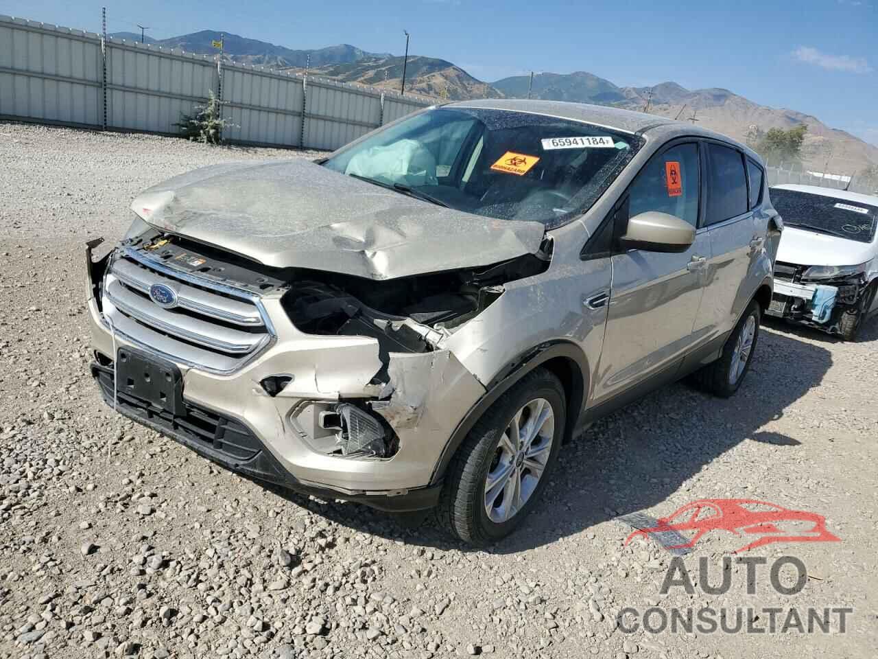 FORD ESCAPE 2017 - 1FMCU9GD4HUC49643