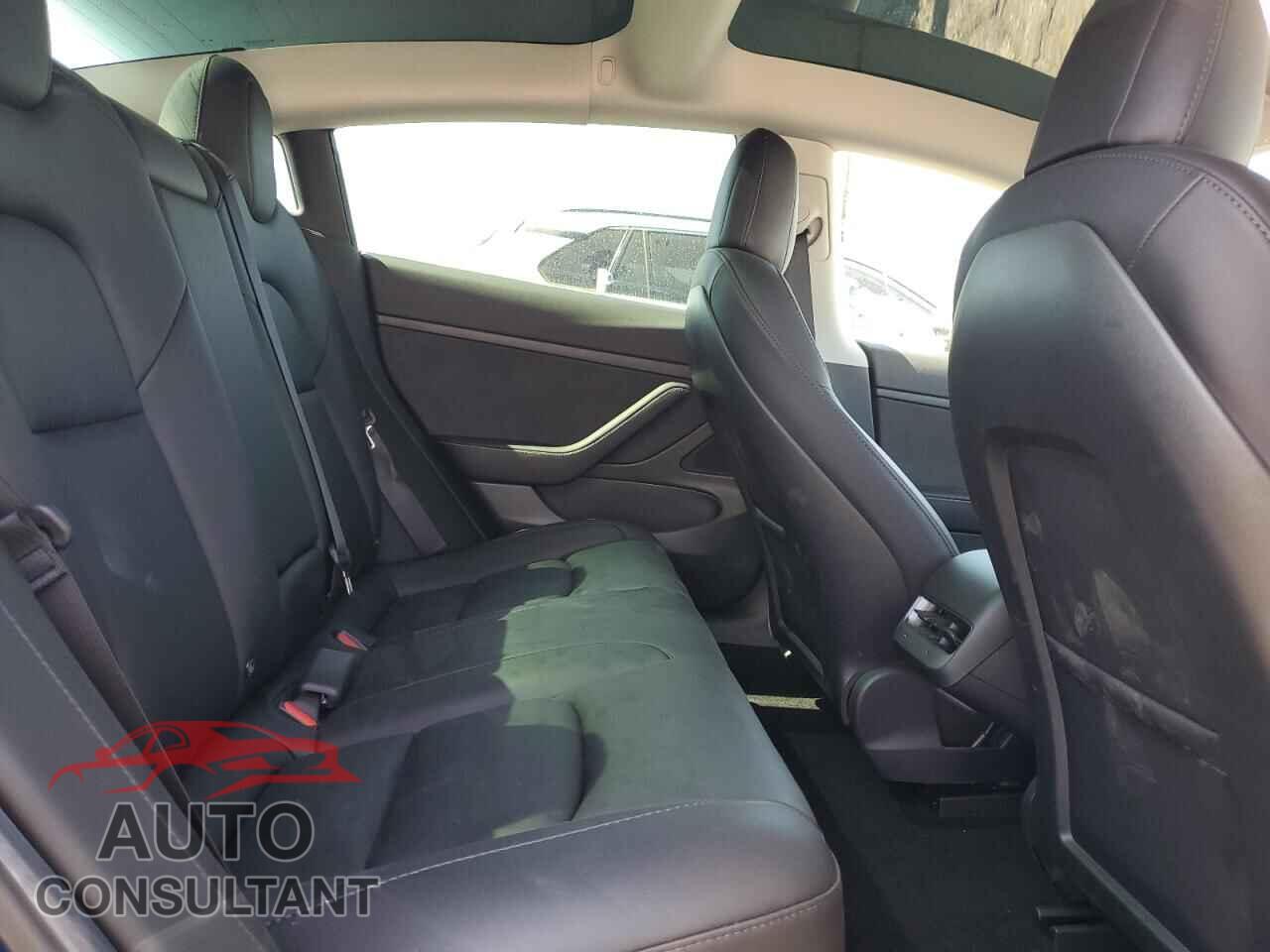 TESLA MODEL 3 2021 - 5YJ3E1EA3MF939446